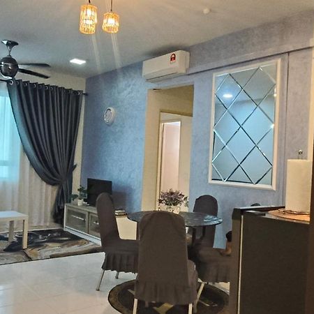 Leezahomestay Bayan Lepas Exterior photo