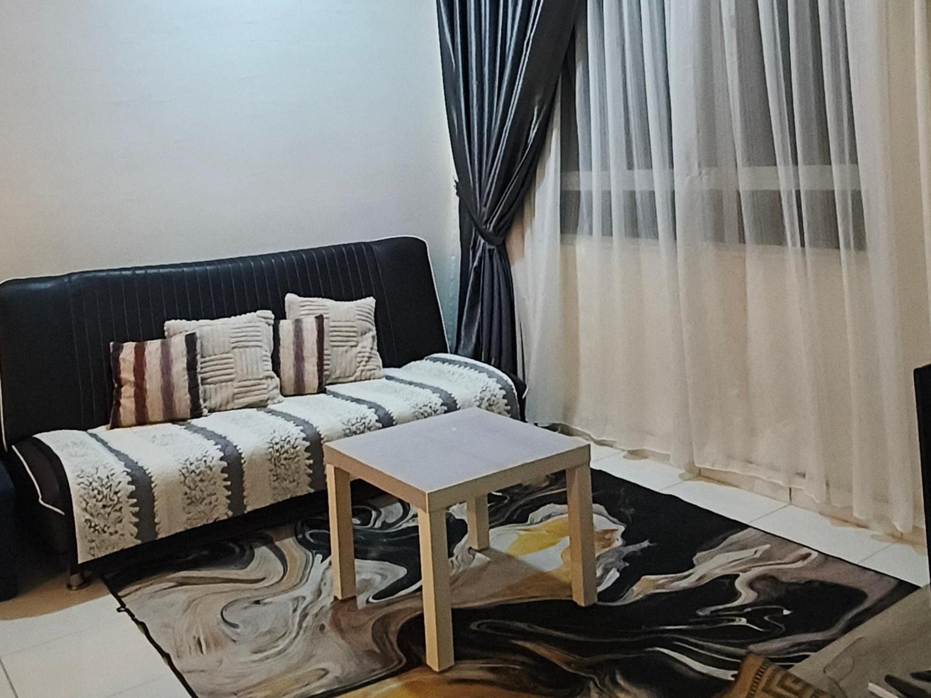 Leezahomestay Bayan Lepas Exterior photo
